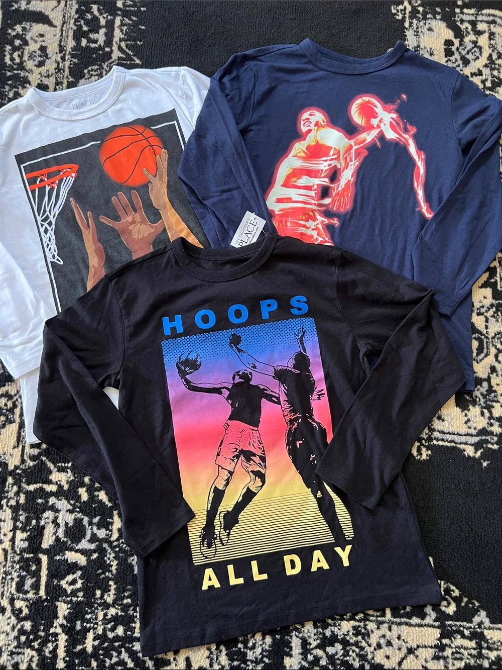 Boys 3 pc Children’s Place sports graphic bundle size medium 7/8